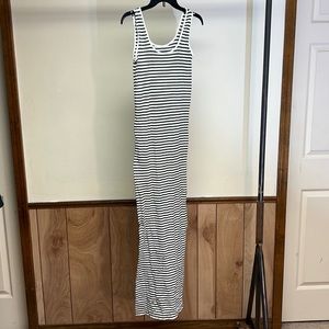 Tees by Tina women’s dress